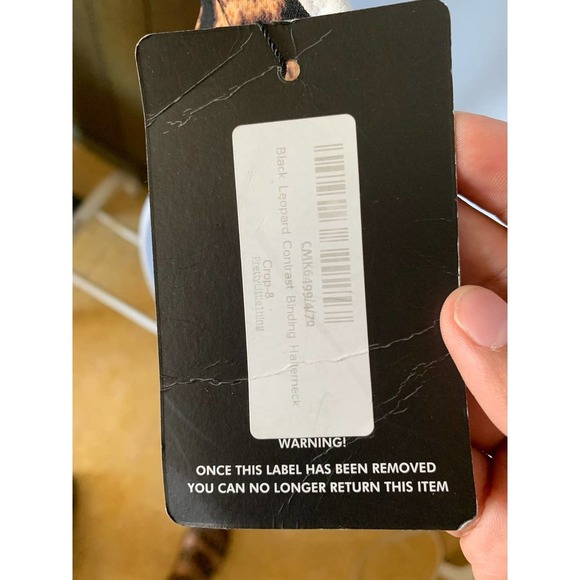 Pretty little thing Black Leopard Contrast Binding Halterneck Crop top - Picture 9 of 10